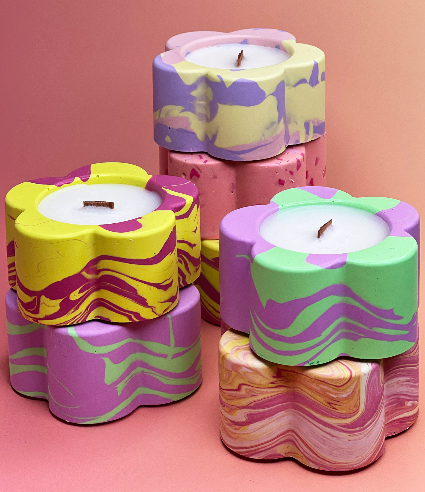 Mini Jesmonite Candle Gift – Colorful Flower Candles for the Scent-Loving Crowd