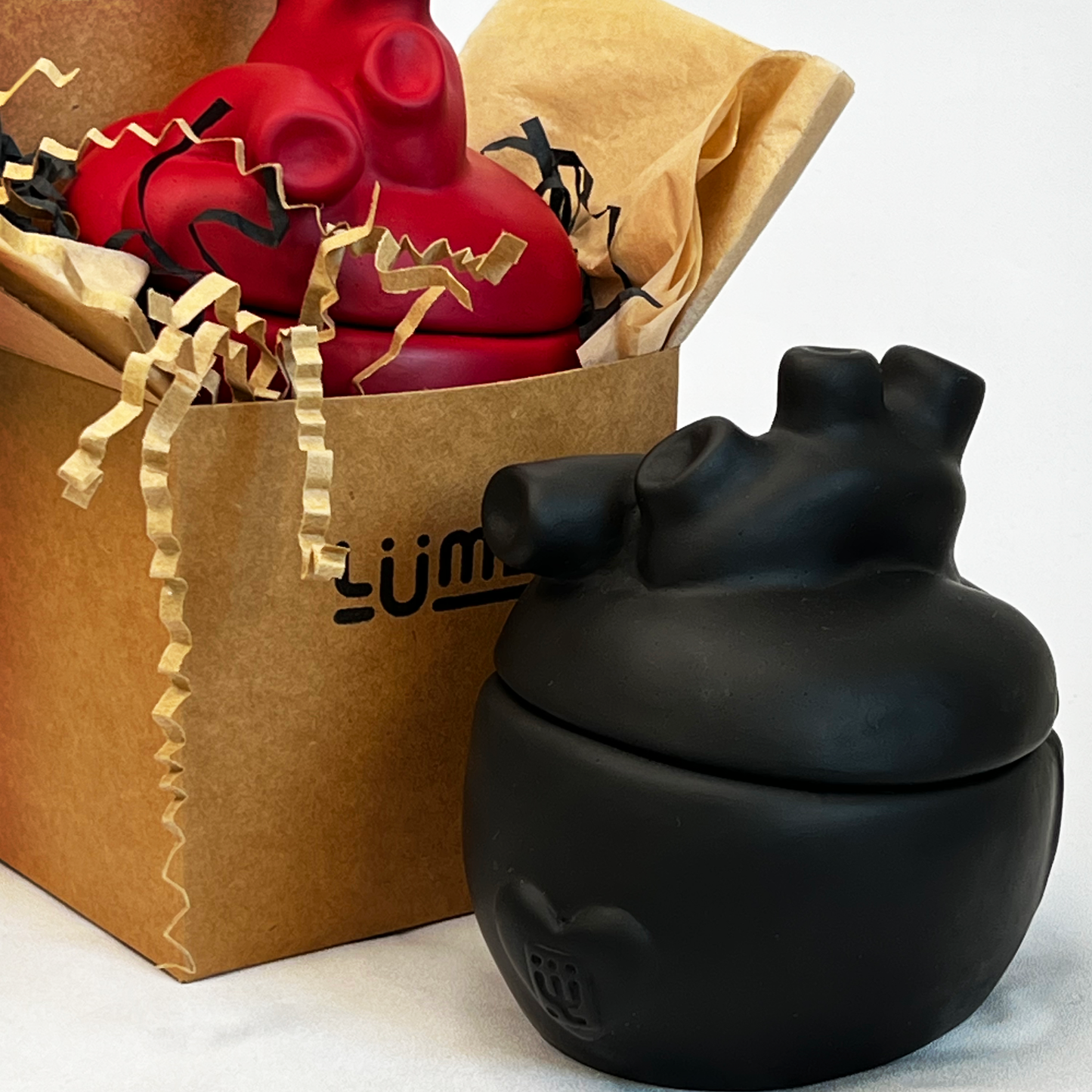 Heartcore Candle – Anatomical Jesmonite Candle – Gothic Sculptural Home Decor