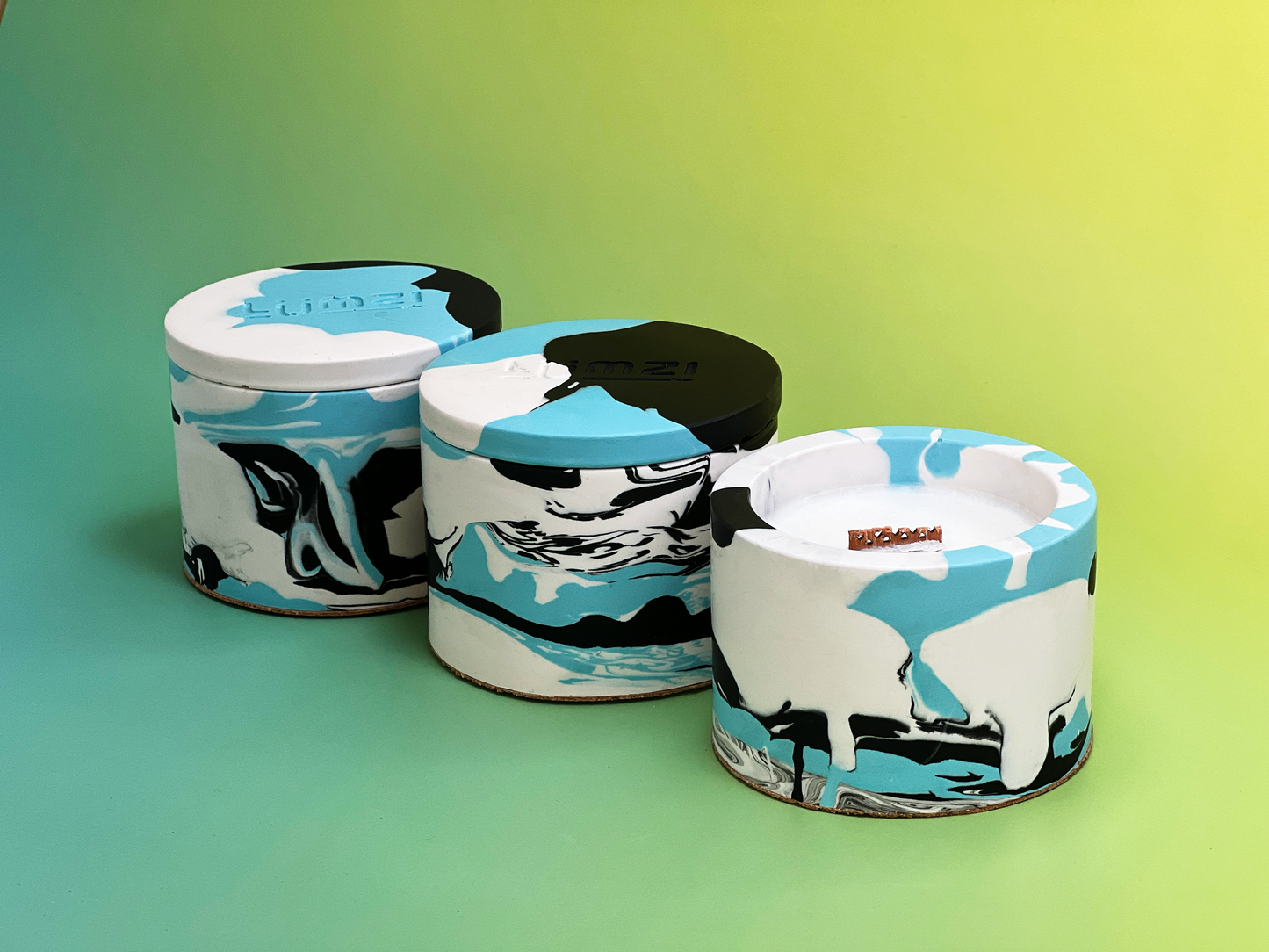 Pigment Crash Candle – Bold Marbled Statement Candles – Black & White Jesmonite Jar – Color Pop Home Decor – Unique Handmade Shelf Gift