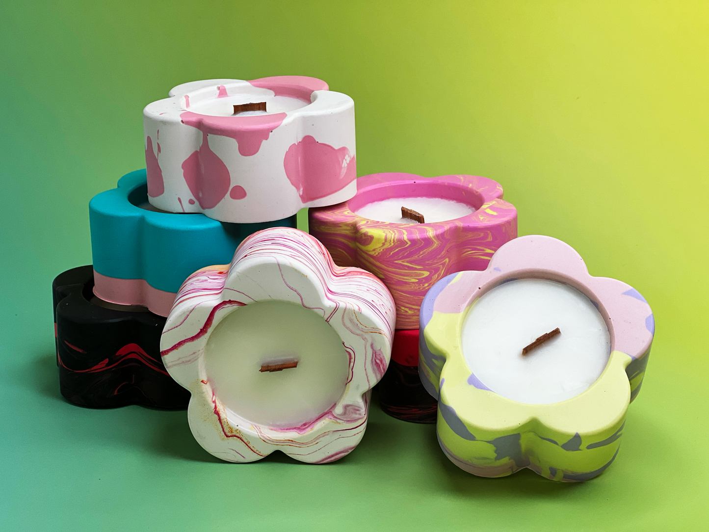 Mini Jesmonite Candle Gift – Colorful Flower Candles for the Scent-Loving Crowd