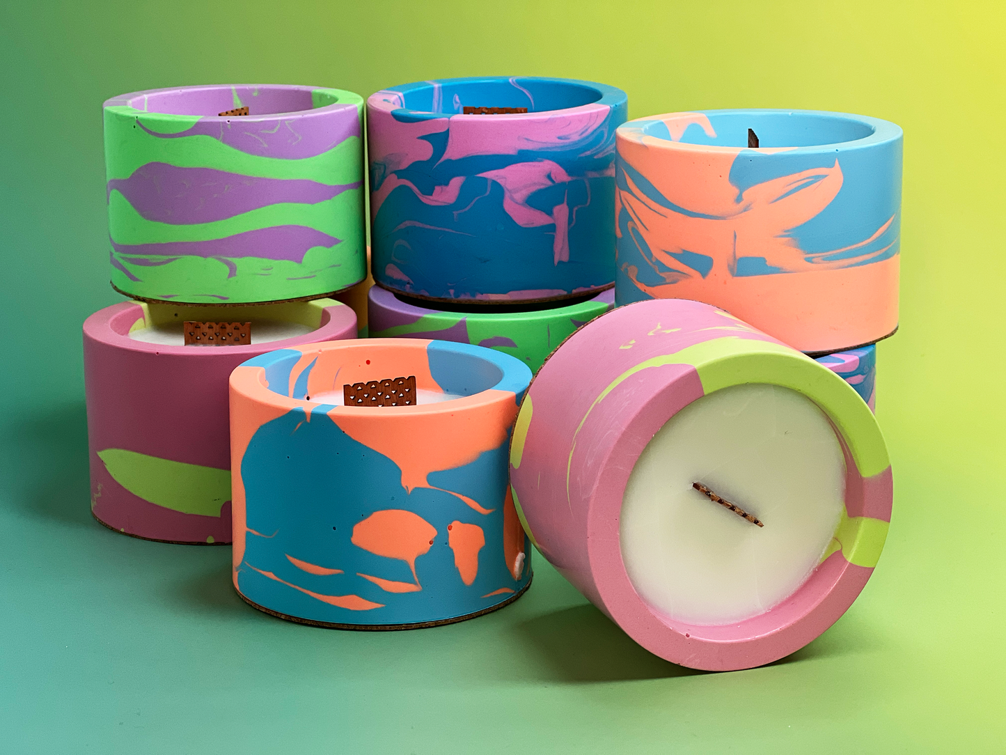 Melt Mode – Neon Swirled Jesmonite Candle | Bold Colour + Scent Combos