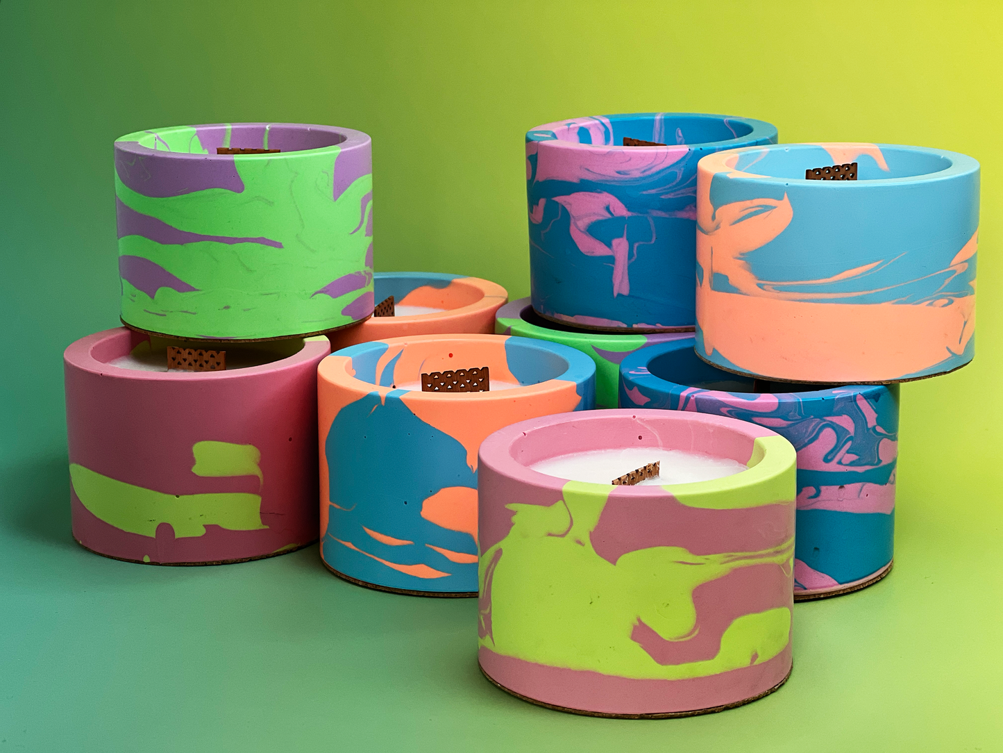 Melt Mode – Neon Swirled Jesmonite Candle | Bold Colour + Scent Combos