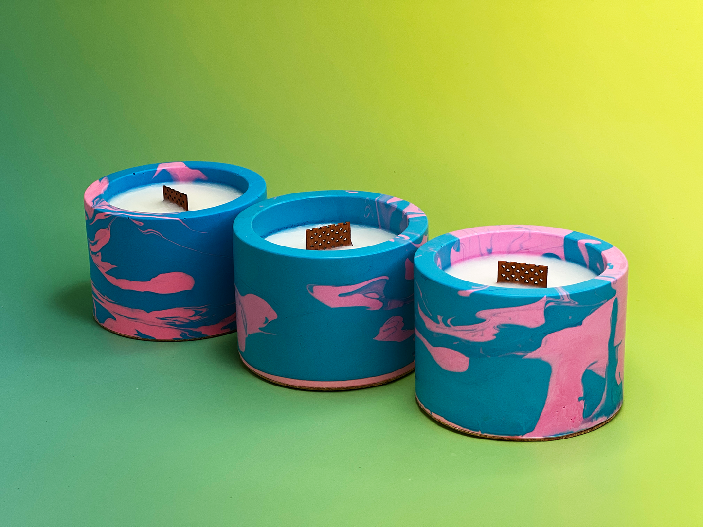 Melt Mode – Neon Swirled Jesmonite Candle | Bold Colour + Scent Combos