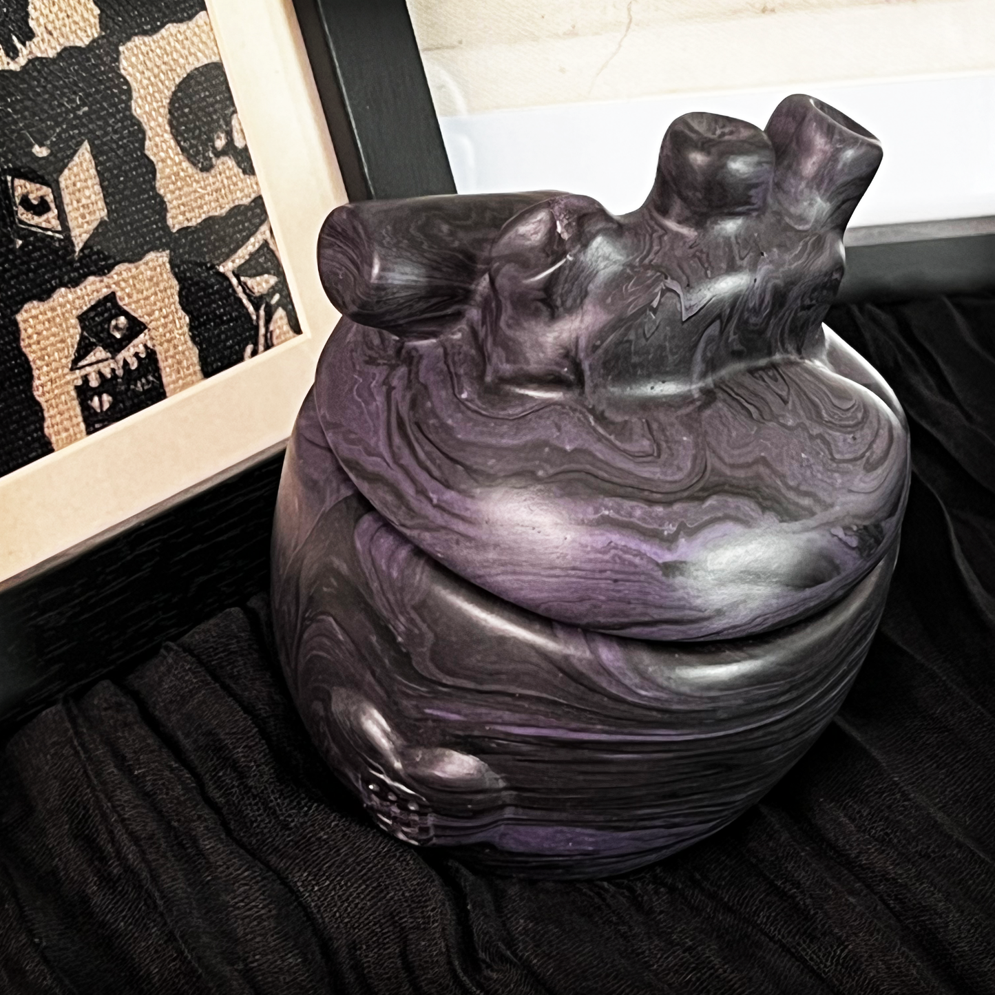 Heartcore Candle – Anatomical Jesmonite Candle – Gothic Sculptural Home Decor