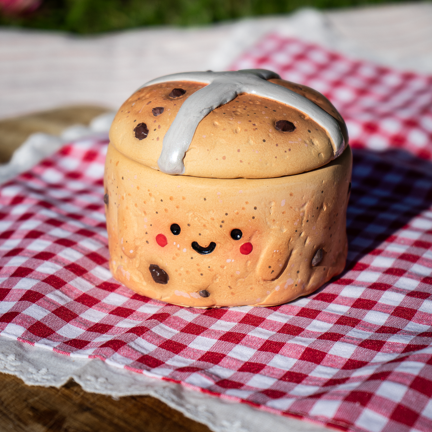 Hot Cross Bun Candle — Easter Bakery Candle