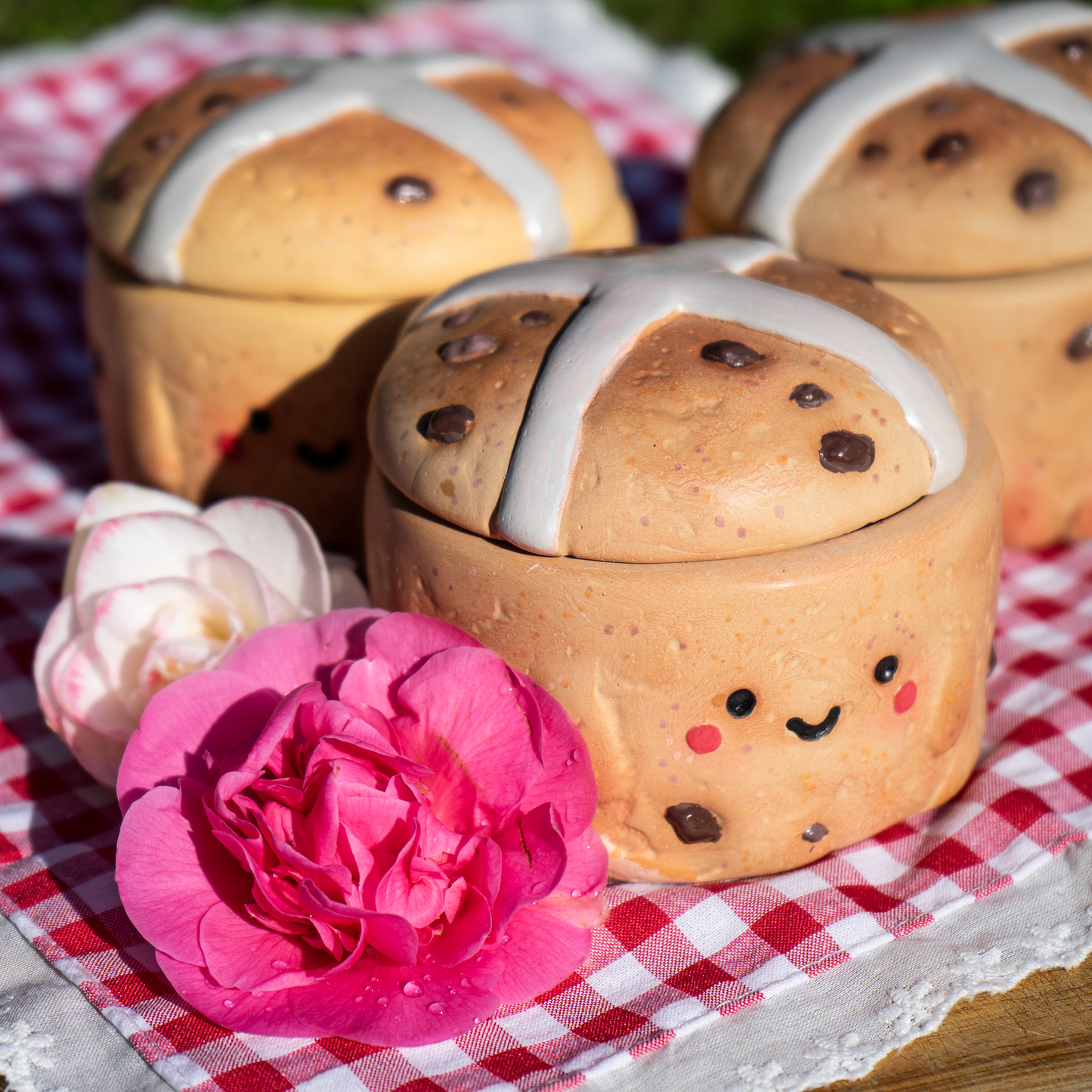 Hot Cross Bun Candle — Easter Bakery Candle