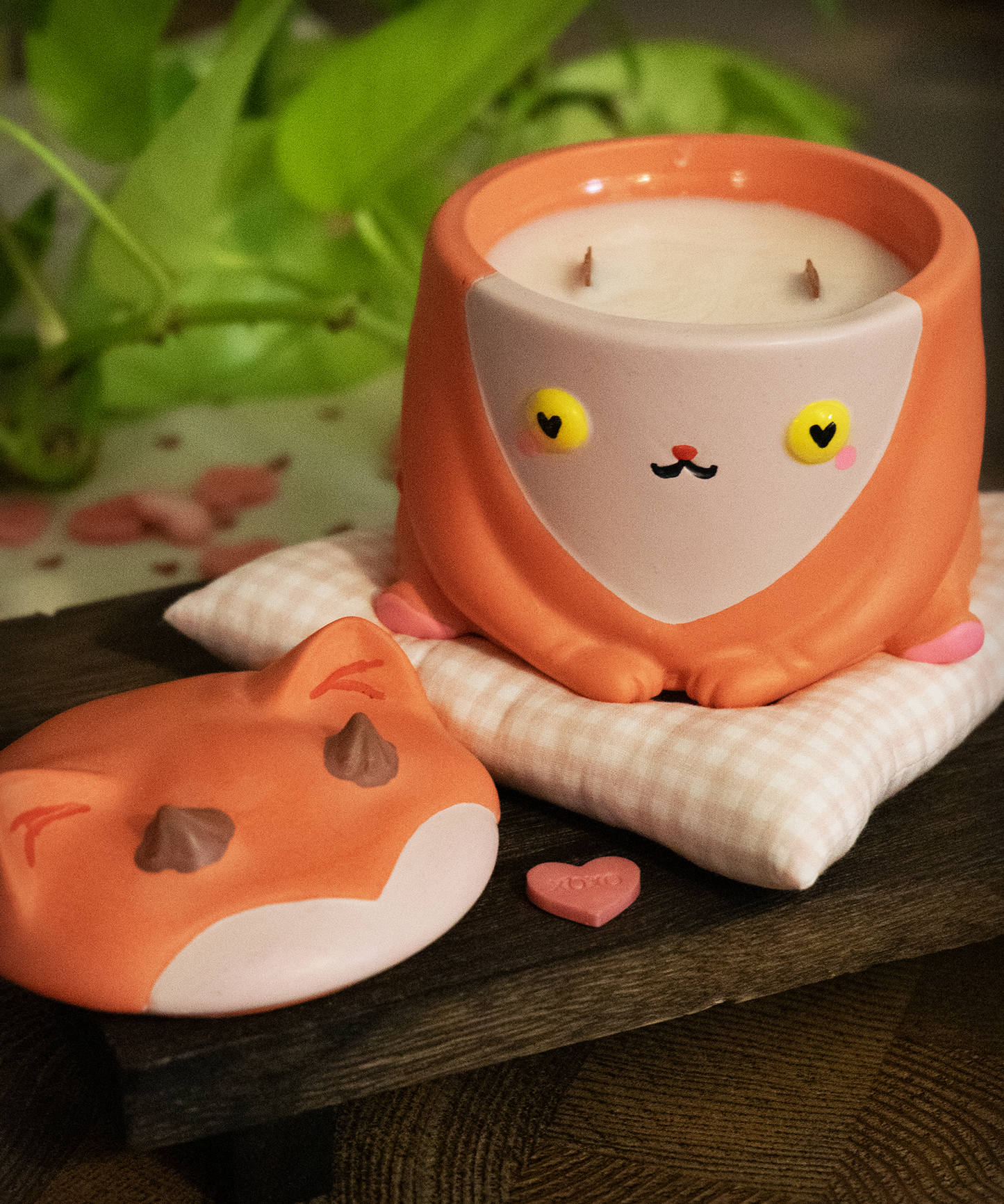 Mr Kitty — A Valentine Candle
