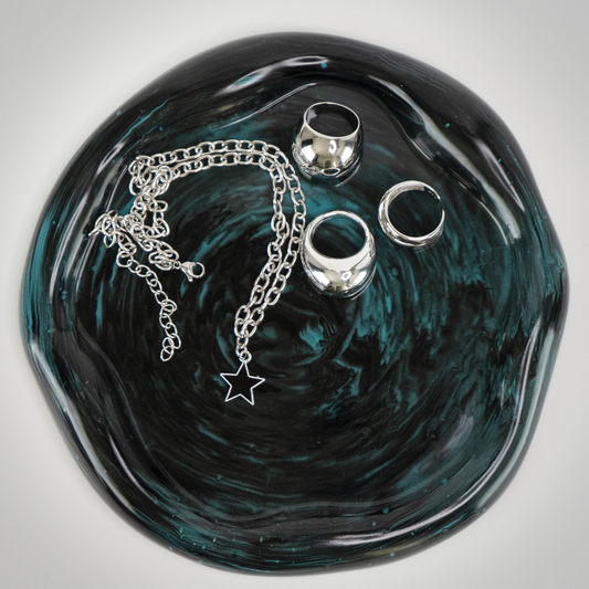 Black Tide Trays